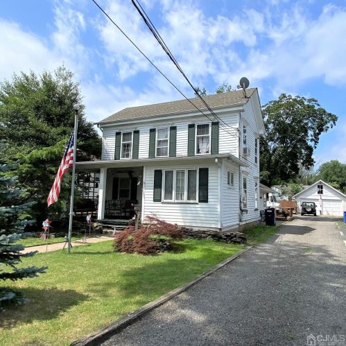 246 Prospect Ave, Green Brook, NJ 08812-1418