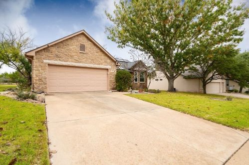 107 Yaupon Ln, Georgetown TX  78633-4710 exterior