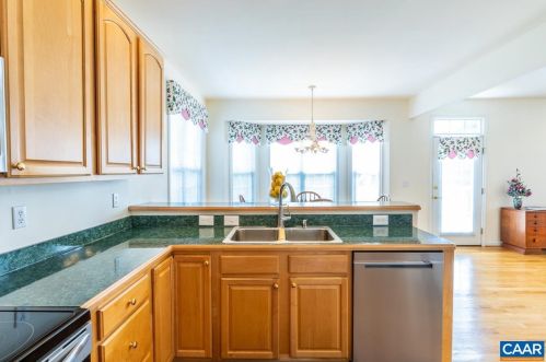 955 Fairwinds Ln, Crozet VA  22932-3147 exterior