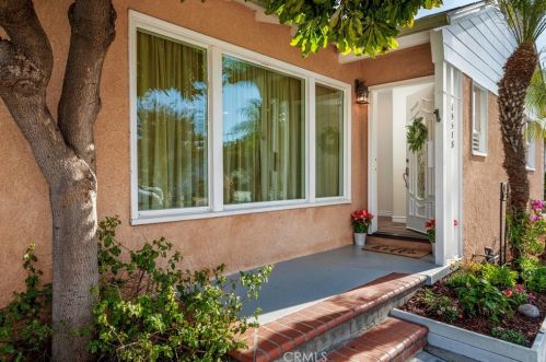 15518 Yukon Ave, Lawndale, CA 90260-2455