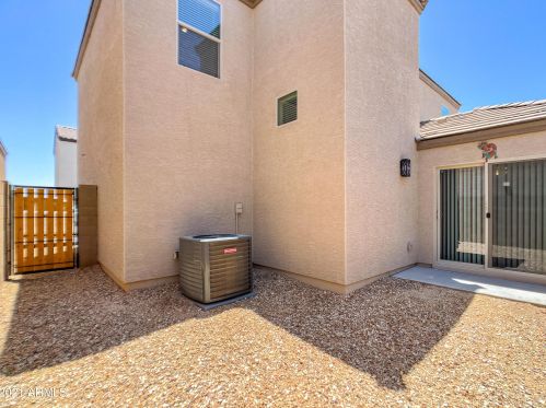 3919 79th Dr, Phoenix AZ  85043 exterior