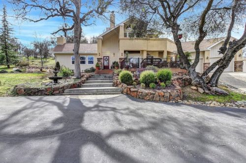 13780 Country Heights Dr, Lake Wildwood, CA 95946-9557