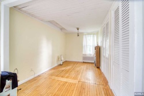 975 River Rd, N Milford NJ  07646-3112 exterior