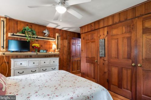 2017 Bethel Rd, Lansdale PA 19446-6054 exterior