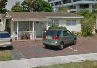 937 48th St, Hialeah, FL 33012-3542