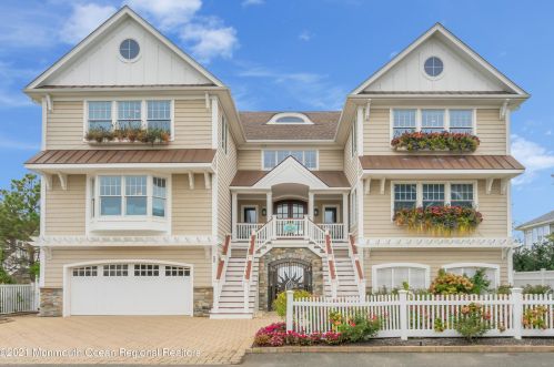543 Normandy Dr, Normandy Beach, NJ 08739-3982