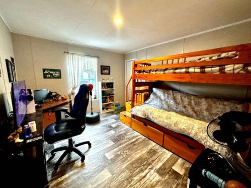 36 Cedar St, Hinsdale NH  03451-2427 exterior