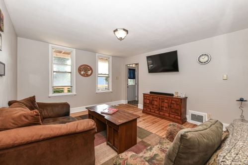 3115 Brisbane Ave, Milwaukee WI 53207-2605 exterior