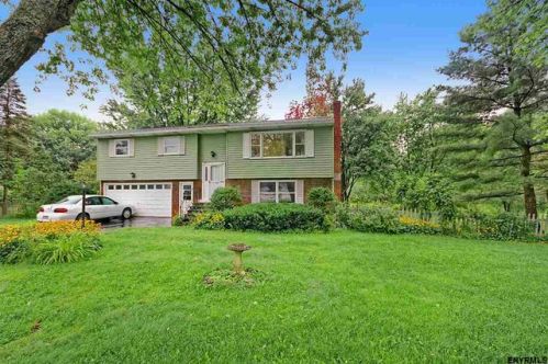 7893 Mariaville Rd, Braman Corners, NY 12053-4409