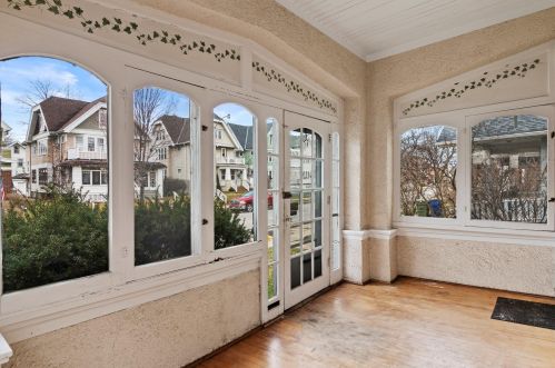 2208 55, Milwaukee WI 53216-3113 exterior