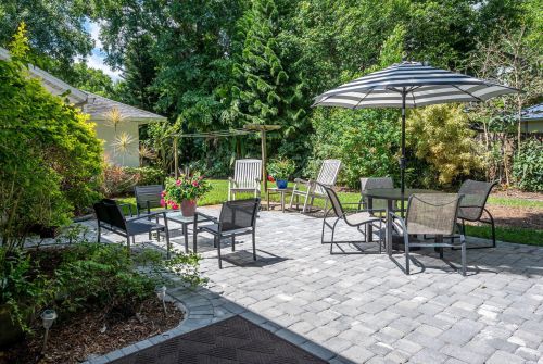 2045 27th Ave, Vero Beach FL  32960-3010 exterior