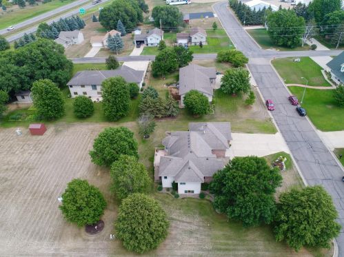 315 Country Club Rd, Melrose MN  56352-1516 exterior