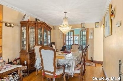 2300 Baylis Ave, Floral Park NY  11003-2807 exterior