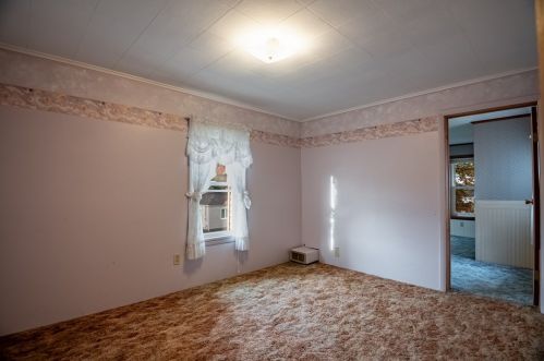 437 Line St, Hermitage PA  16150-1208 exterior