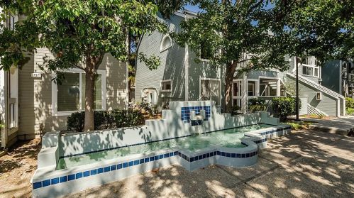 711 Portwalk Pl, Redwood City CA  94065-1811 exterior