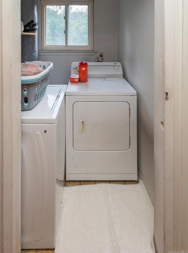 40 Scott Dr, Middletown NY  10941-1133 exterior