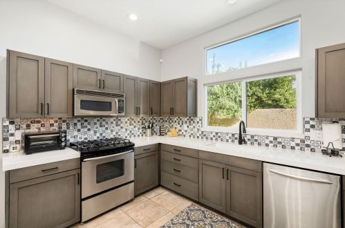 77895 Calle Colima, La Quinta CA  92253-5528 exterior