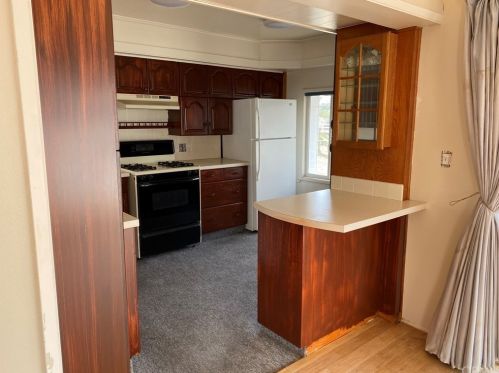 1 Saratoga, Newport Beach CA  92660-6152 exterior