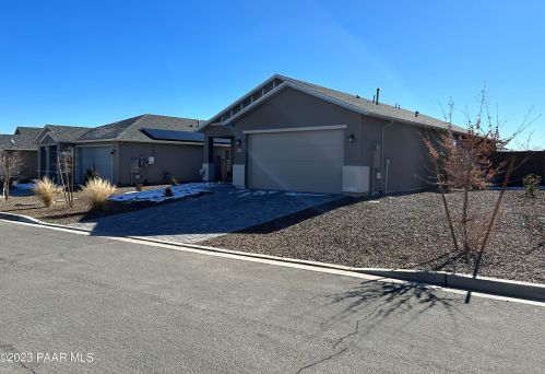 1453 Stratford Pl, Chino Valley, AZ