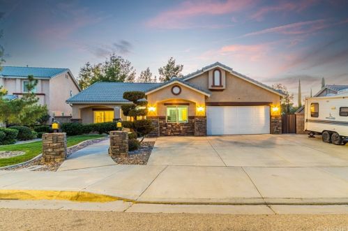 44027 22nd St, Lancaster, CA 93536-5988