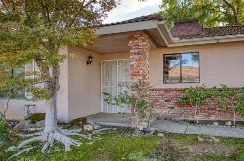 827 El Paso Ave, Fresno, CA 93720-2530