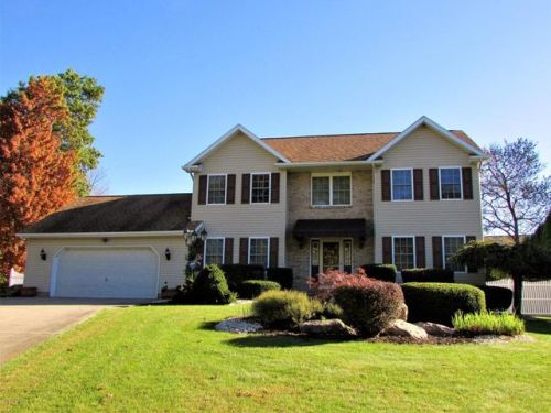156 Saint Angela Dr, Hazle Township, PA 18202-2937