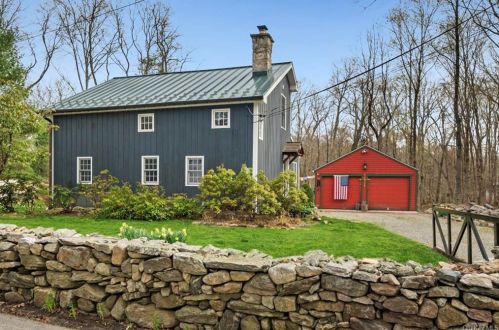 97 Hack Green Rd, Scotts Corners, NY 10576-2134