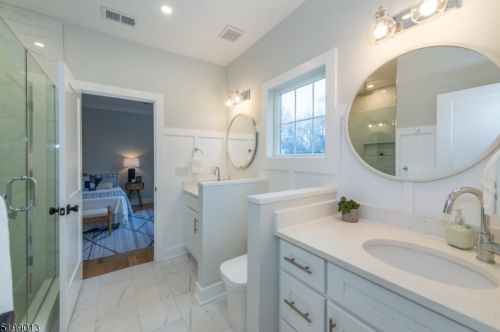 84 Elmwood Ave, Chatham Township NJ  07928-2628 exterior