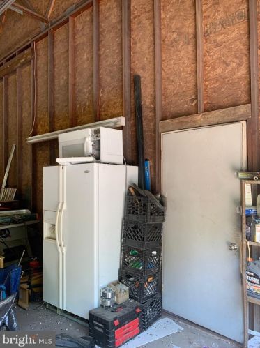 221 Monroeville Rd, Swedesboro NJ  08085-3450 exterior