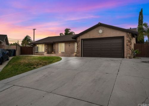 2807 Carnoustie Ct, Ontario, CA 91761-6423