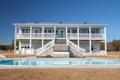 144 Shell Bank Rd, Newport, NC 28570-9636
