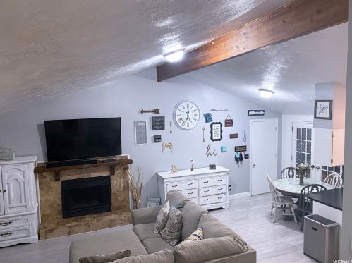 6271 Bona Dea Blvd, Salt Lake City, UT 84128-4376