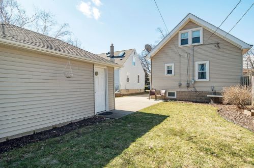 2060 97, Milwaukee WI 53227-1434 exterior