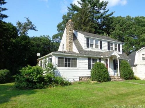 48 Evergreen St, Waterbury, CT 06708-2159