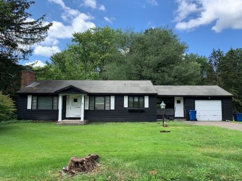 5 Ely Ave, West Springfield, MA 01089-2213