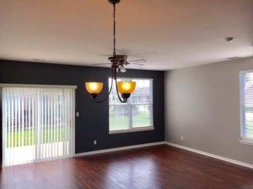 953 Flagstone Dr, Dyer IN  46311-2276 exterior