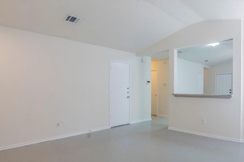 1016 Catalpa St, Austin TX  78702-1920 exterior