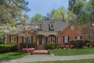 162 Sandy Dr, Huntsville, AL 35811-1050