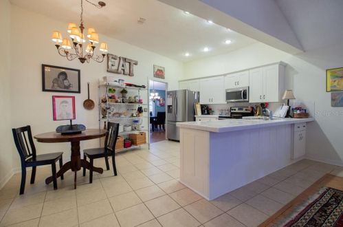 5939 Windwood Dr, Lakeland FL  33813-4805 exterior