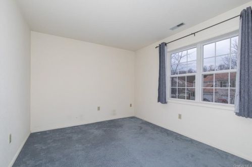 6 Rambling Brook Ln, Poughkeepsie NY  12601-5964 exterior