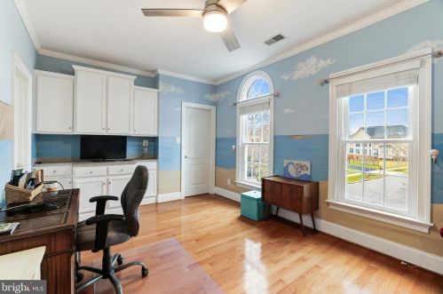 43331 Riverpoint Dr, Leesburg VA 20176-1296 exterior