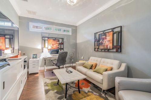 1827 Crooked Oak Ln, Lutz FL  33559-7407 exterior