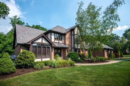 725 Westminster Rd, Hermitage, PA 16148-3241