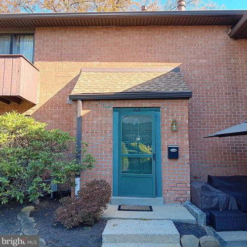 700 Ardmore Ave, Ardmore, PA 19003-1132