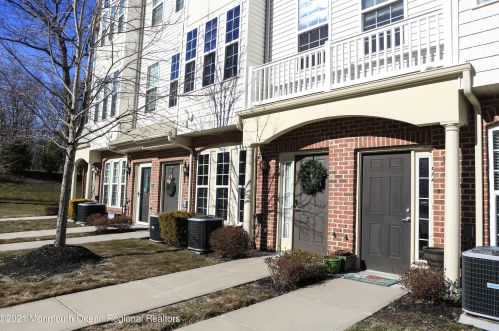 54 Michael Dr, Tinton Falls, NJ 07701-5341