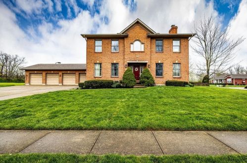900 Kerns Dr, Liberty Township, OH 45036
