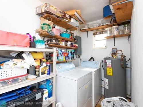 934 72nd St, Hialeah FL  33014-5226 exterior