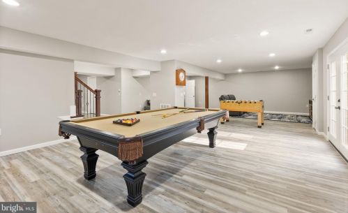 9085 Bristow Woods Ct, Nokesville VA  20181 exterior