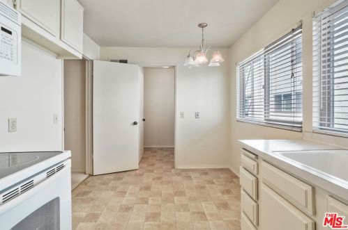 1966 Huntington Dr, South Pasadena CA  91030-4950 exterior