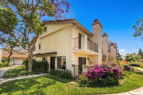 7622 Palmilla Dr, San Diego, CA 92122-4710